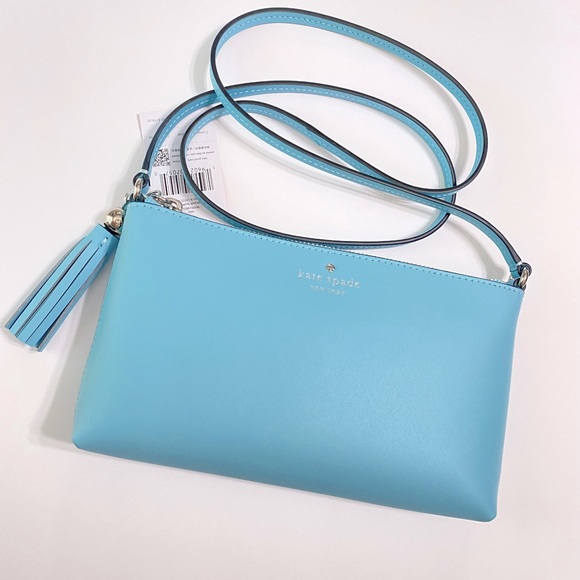 kate spade Handbags - Kate Spade Crossbody